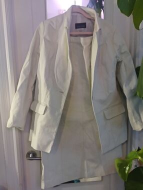 Via Accenti Bone White Leather Blazer & Maxi Skirt Suit Size. 14 Oversized